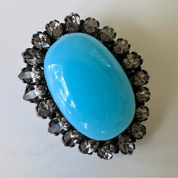 Vintage 1960s French Couture Turquoise Glass Bead Rhinestone Filigree Brooch